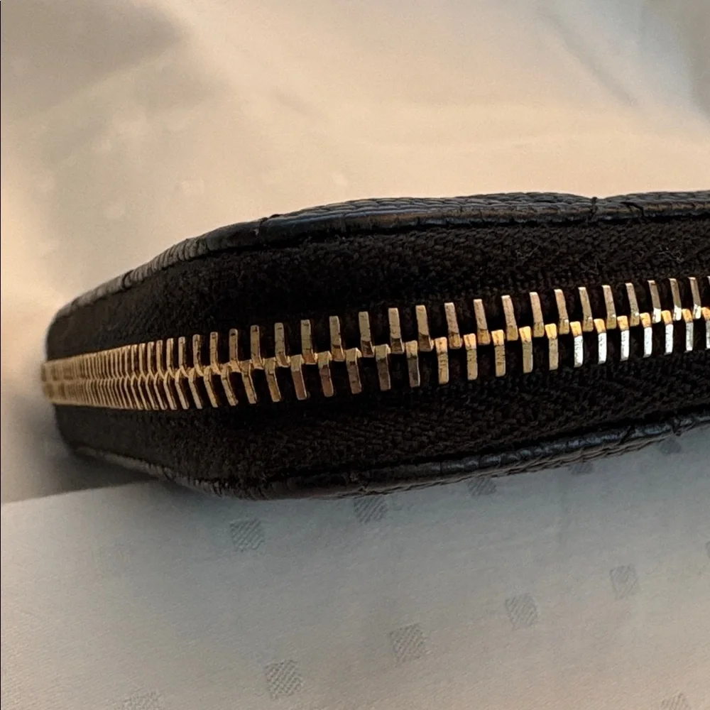 Chanel Black Caviar Leather Zip Wallet with Original COA (EUC) 🖤🖤🖤 - Picture 6 of 16
